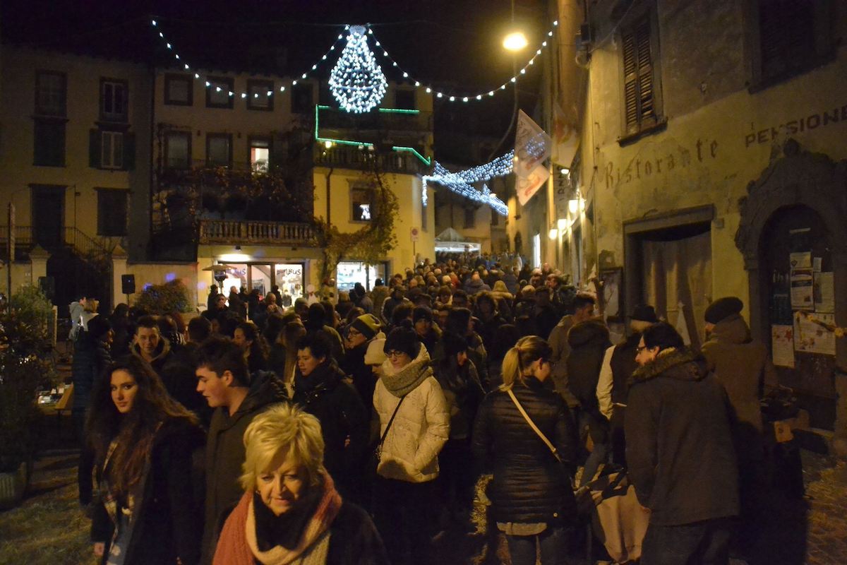 Lo spettacolo della Winter Night di Clusone – foto - Valseriana News (Comunicati Stampa) (Blog)
