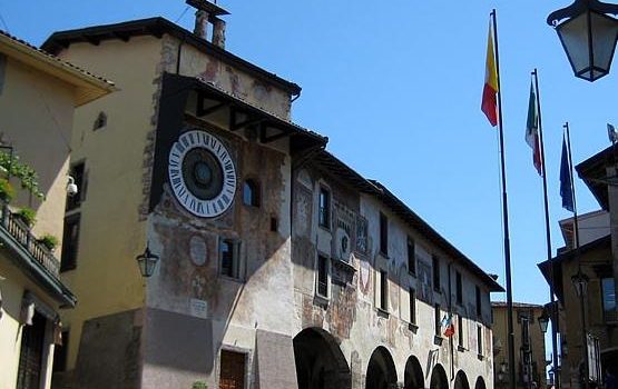 Clusone CLUSONE: IL COMUNE SI FA DIGITALE