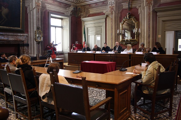 conferenza stampa alzano