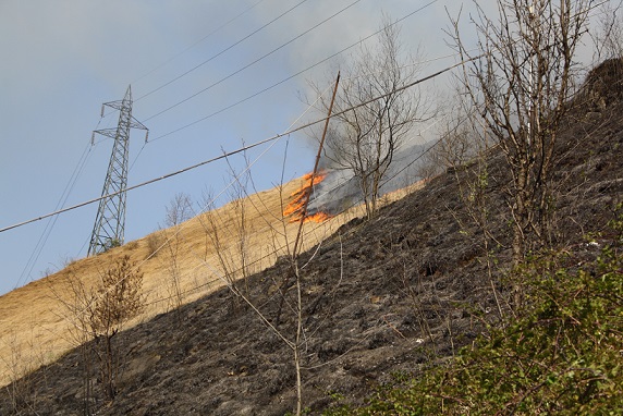 incendio Ponte Nossa 7 aprile