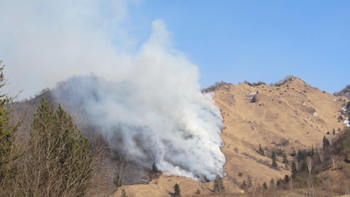 incendio monte varro