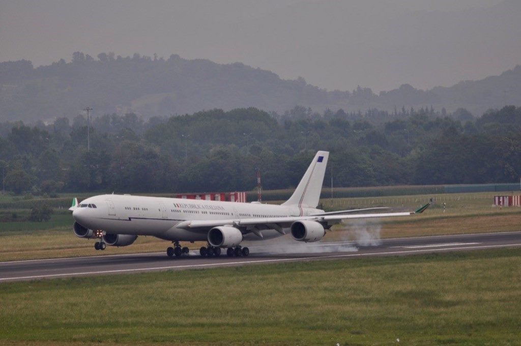 L'Airbus a Orio al Serio (foto da Facebook - Riccardo Vavassori)