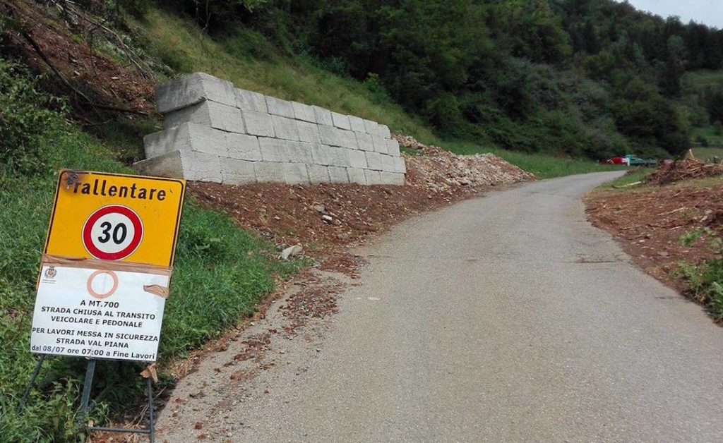 Lavori conclusi sulla strada per Valpiana