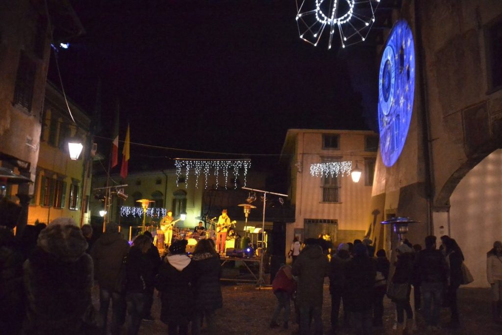 winter-night-clusone-2016-1