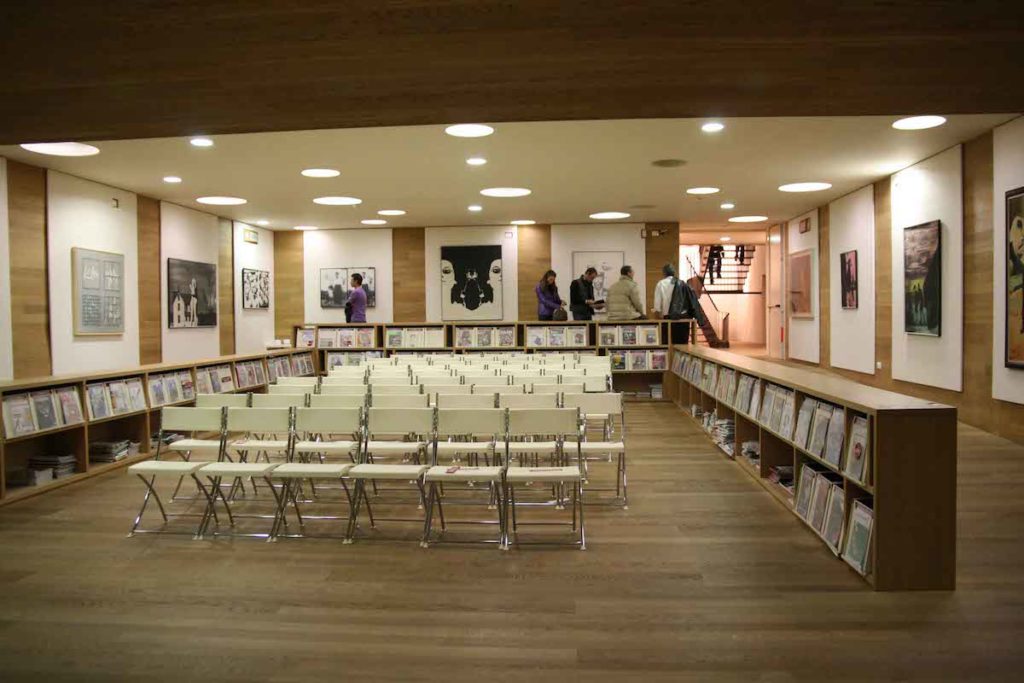 galleriarovere_salaincontri-biblioteca-nembro