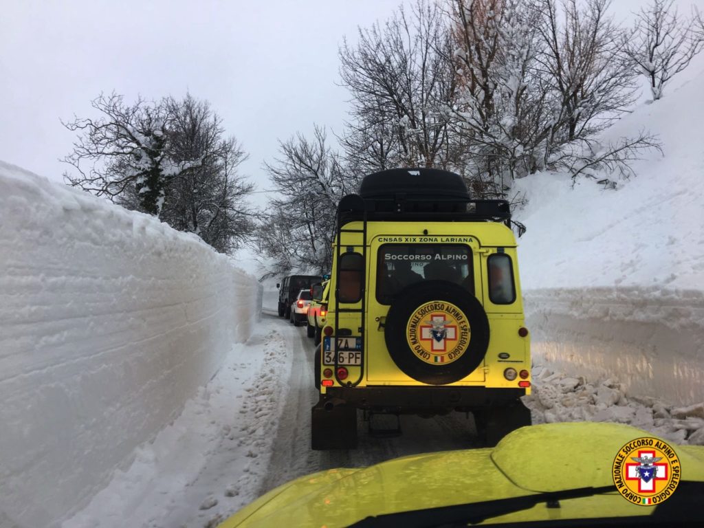 soccorsi-abruzzo-neve