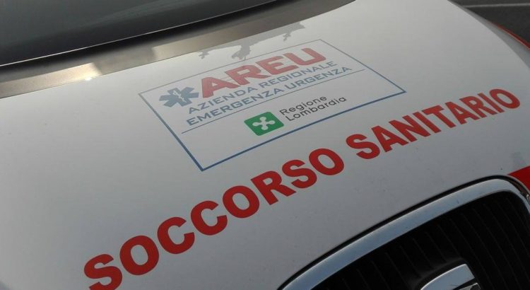 Incidente auto moto a Gazzaniga, 25enne in ospedale Incidente auto moto a Gazzaniga, 25enne in ospedale