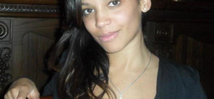 Barbara stroncata a 32anni da un malore a Nembro, lascia il figlio di 15 anni e il marito Barbara stroncata a 32anni da un malore a Nembro, lascia il figlio di 15 anni e il marito