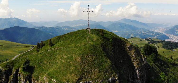 Pizzo Formico e conca della Montagnina visti con gli occhi del drone – Video Pizzo Formico e conca della Montagnina visti con gli occhi del drone – Video
