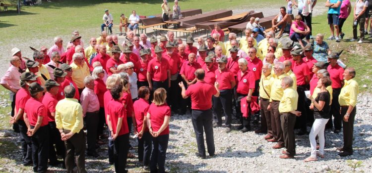 “Il canto delle 4 Matte”, a Colere risuonano i cori sotto la Presolana “Il canto delle 4 Matte”, a Colere risuonano i cori sotto la Presolana
