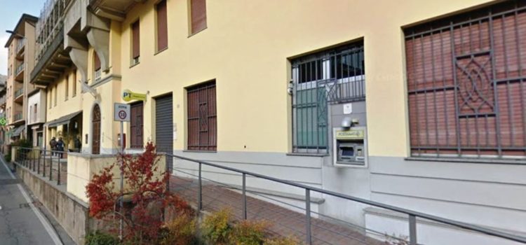 Gazzaniga, disservizi all’ufficio postale e cittadini sempre in coda Gazzaniga, disservizi all’ufficio postale e cittadini sempre in coda