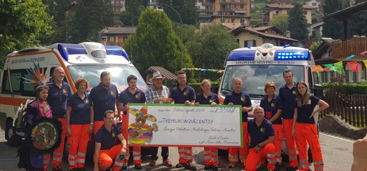 La Minimarcia fa il pienone, donati 3500 euro al Servizio Volontari Ambulanza – foto e video La Minimarcia fa il pienone, donati 3500 euro al Servizio Volontari Ambulanza – foto e video