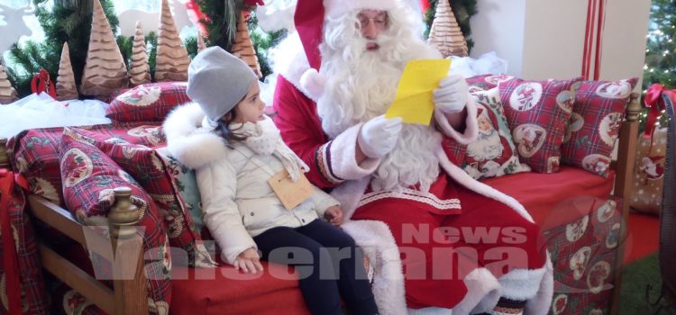 Babbo Natale è a Gromo, ed è già un successo – video Babbo Natale è a Gromo, ed è già un successo – video