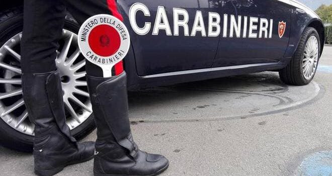 Albino, controlli antidroga dei carabinieri nelle scuole Albino, controlli antidroga dei carabinieri nelle scuole