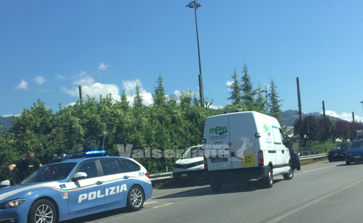 Incidente a Torre Boldone sulla SP 35 della Valle Seriana, 9 feriti non