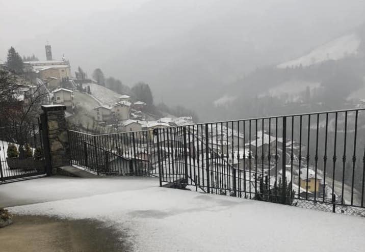 neve sulle Orobie a Gorno