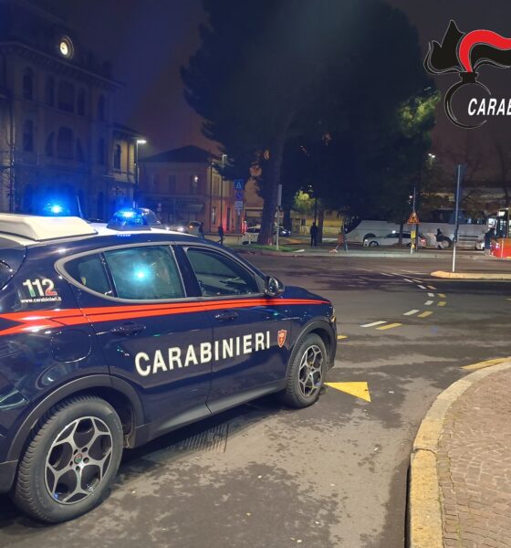 Controllo Carabinieri in stazione a Bergamo
