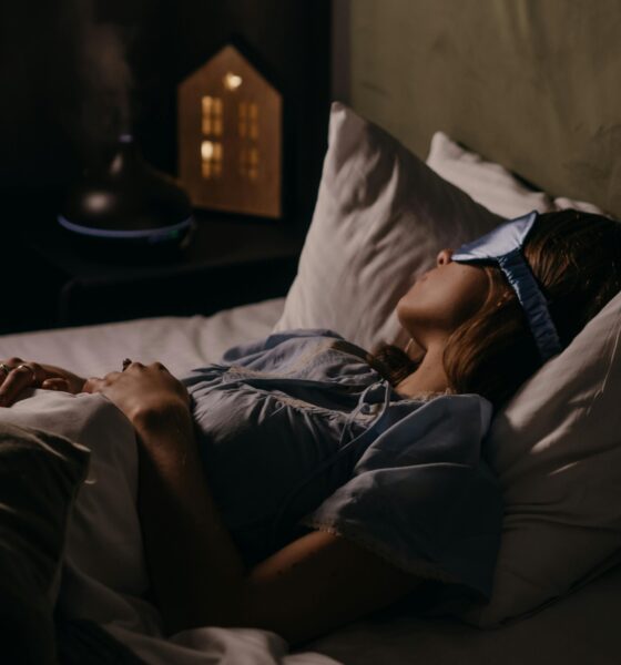 Ragazza che dorme