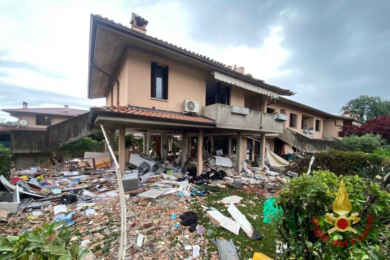 Esplosione a Bagnatica