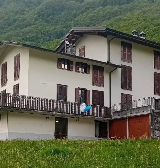 centro accoglienza migranti valbondione gavazzo