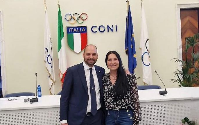 lara magoni coni