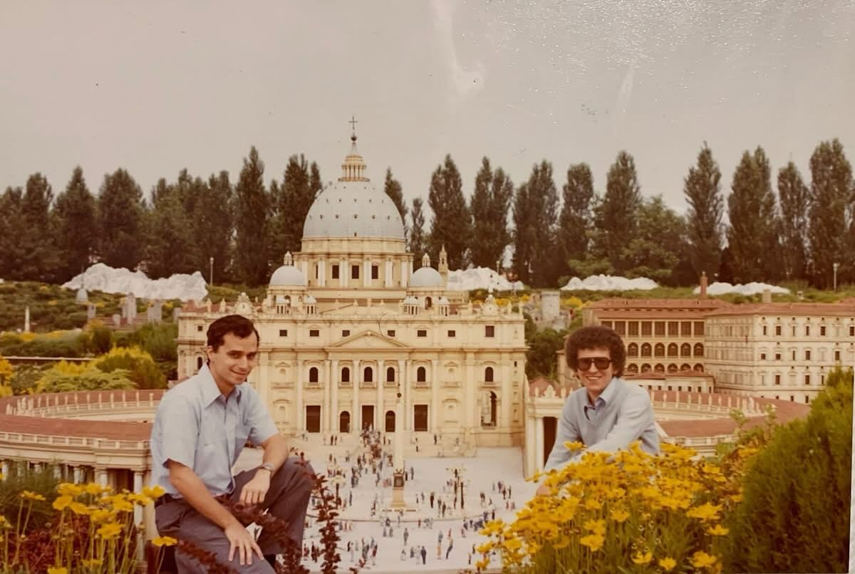 papa leone XIV Minitalia anni 70