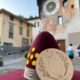 Il cappello dei baradei alegher con il medaglione simbolo dell'orobica celtic festival