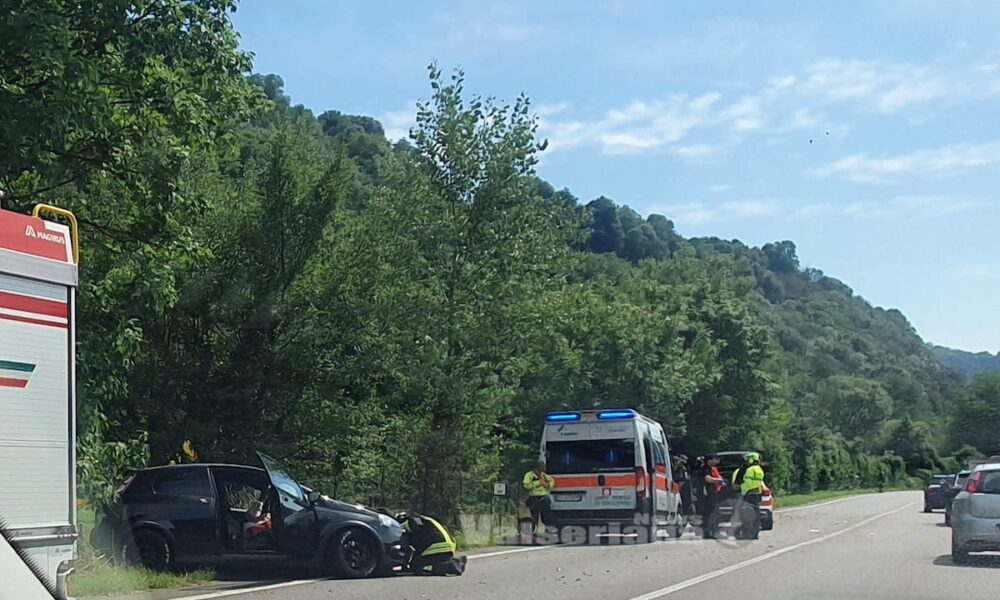 incidente vertova auto