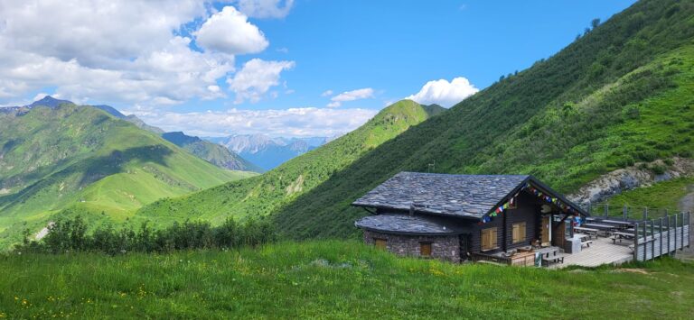 rifugio mirtillo lizzola