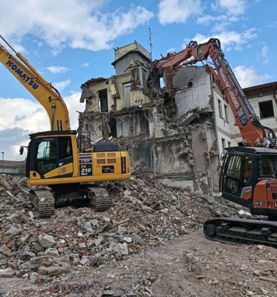 demolizione hotel belvedere parre
