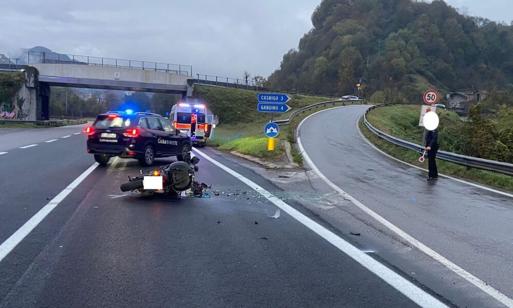 incidente auto moto svincolo val gandino