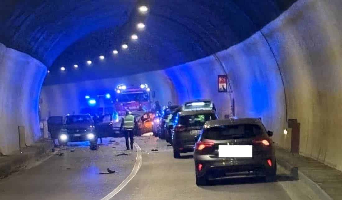 incidente galleria del dosso albino statale 671