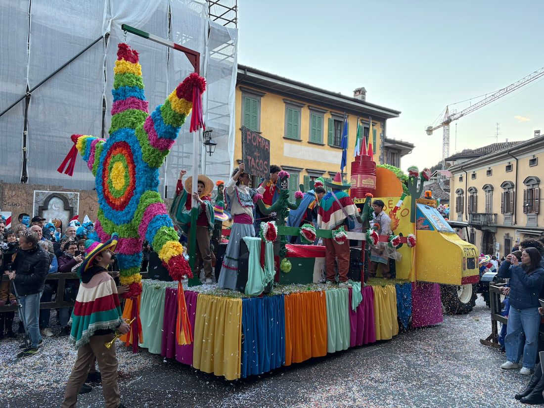 carnevale clusone 2026 fiorine