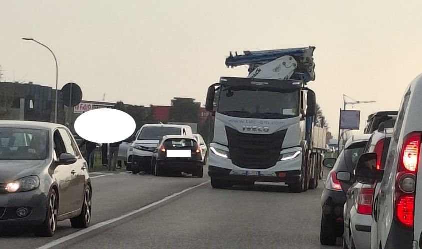 incidente frontale sp 35