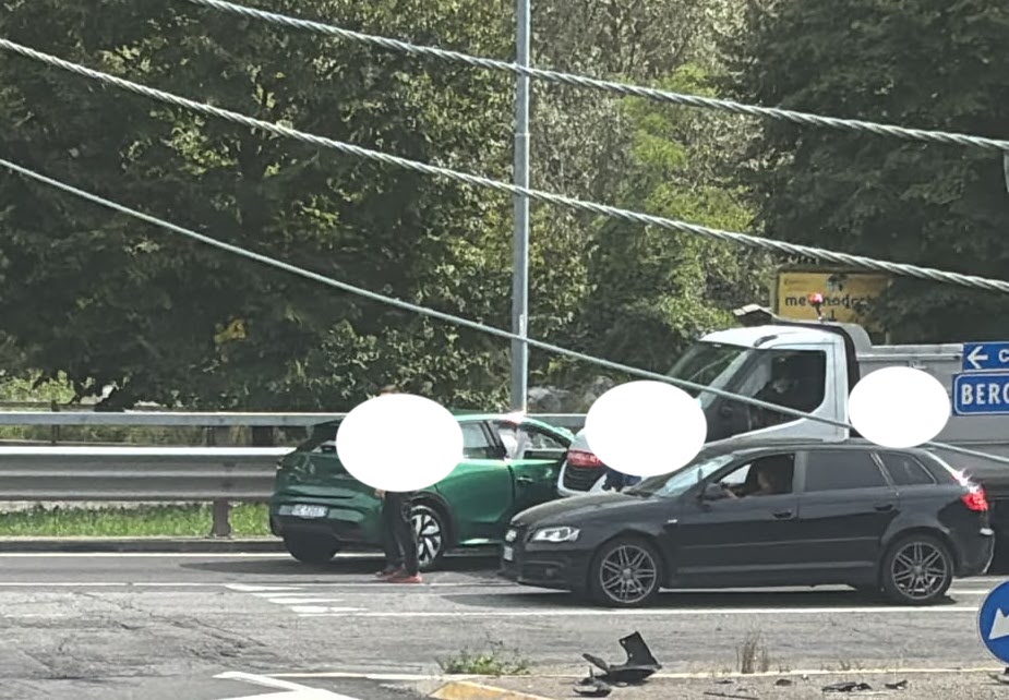incidente bivio val del riso ponte nossa